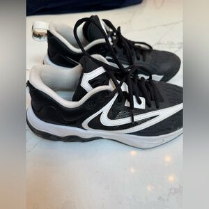 Nike Black and White Athletic Shoes